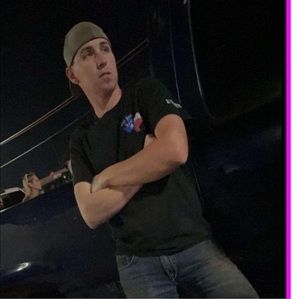 Meet your Posher, Robert